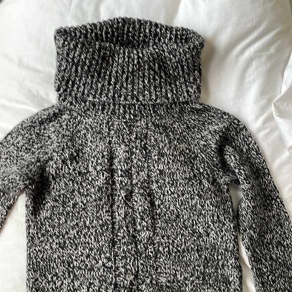 Chunky cowl-neck sweater - Picture 2 of 4